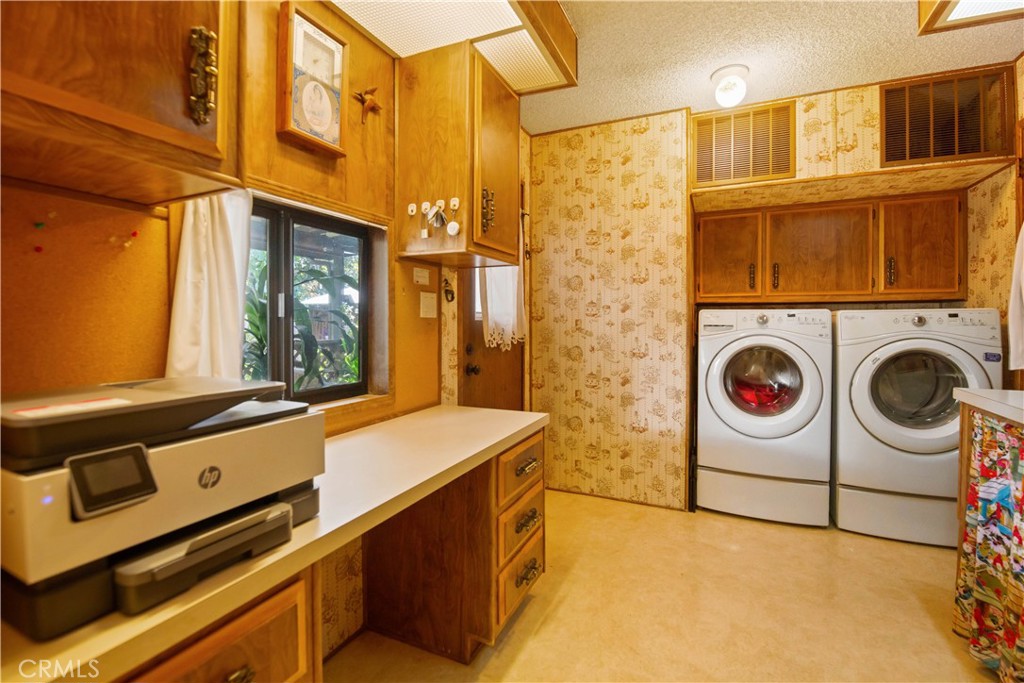 1720 Toyon Glen