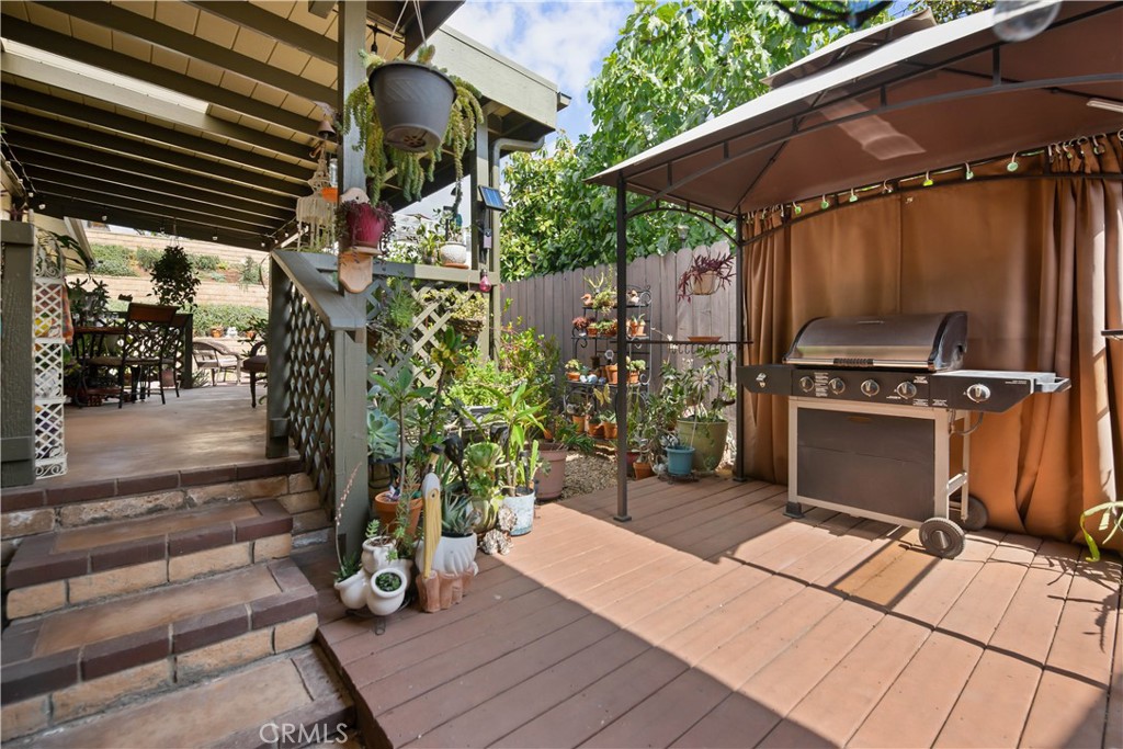 1720 Toyon Glen