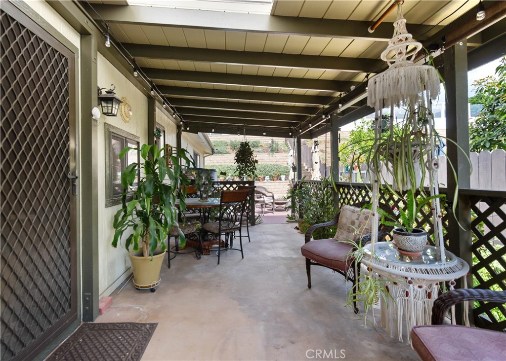 1720 Toyon Glen