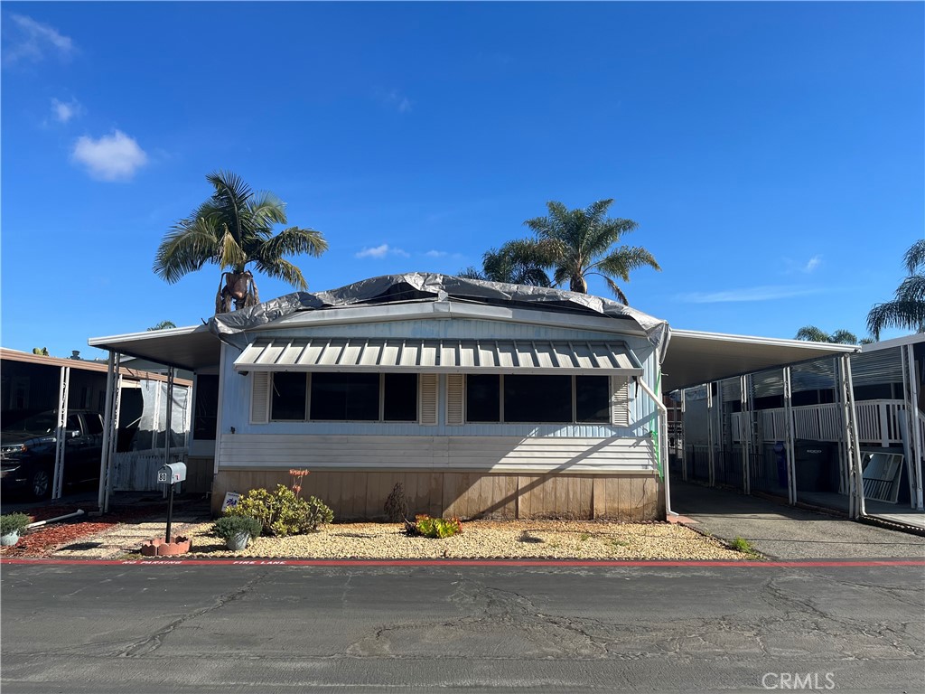 2907 South Santa Fe Avenue 80