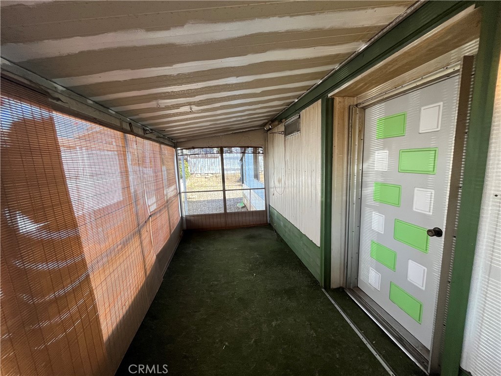 2907 South Santa Fe Avenue 80