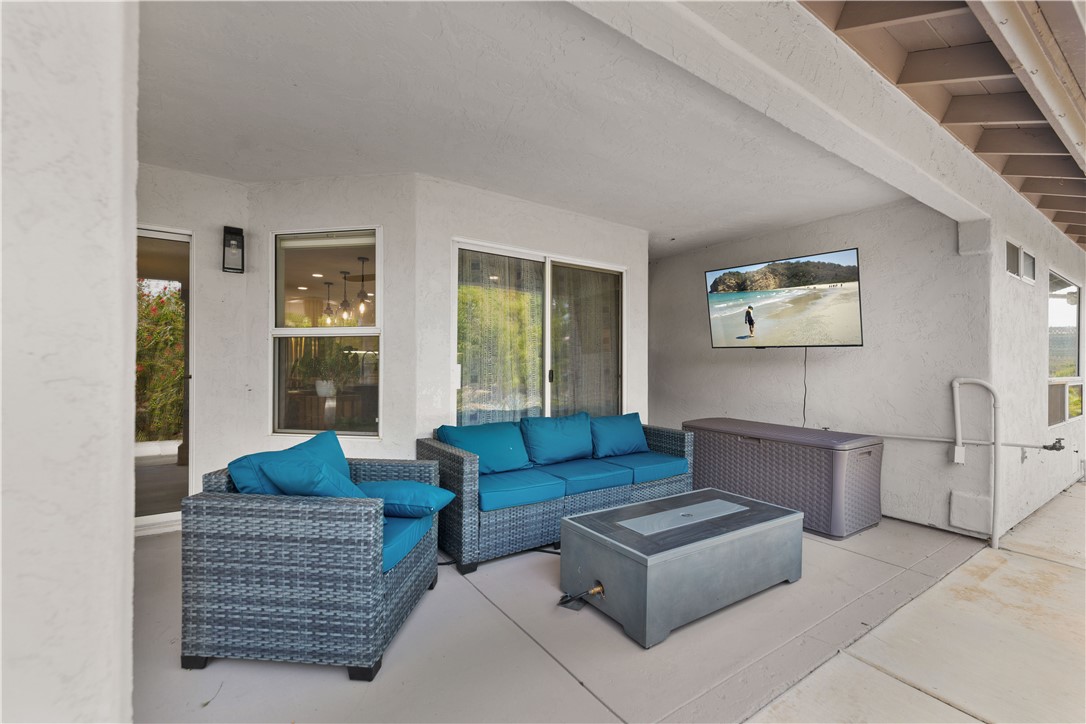 38064 De Luz Road