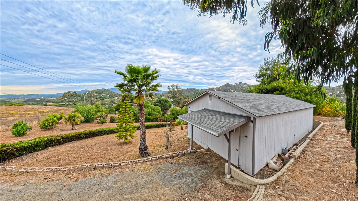 38064 De Luz Road