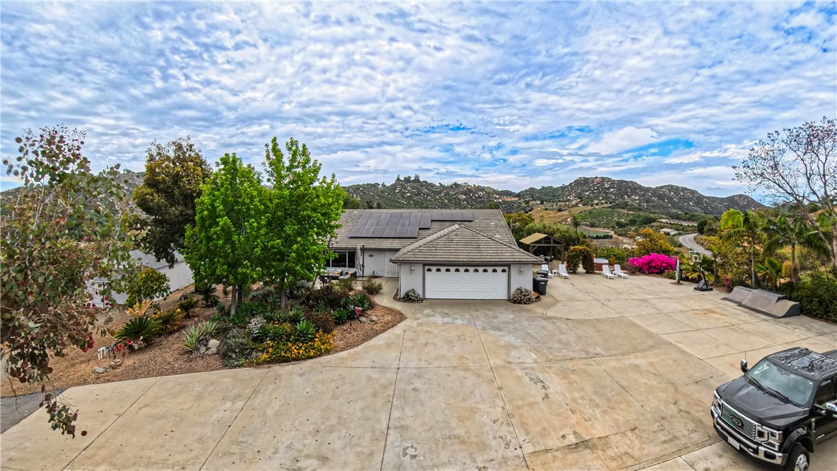 38064 De Luz Road