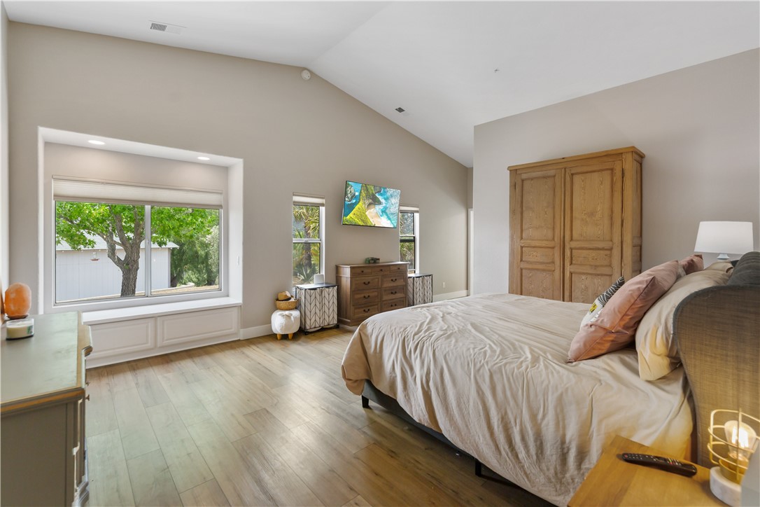 38064 De Luz Road