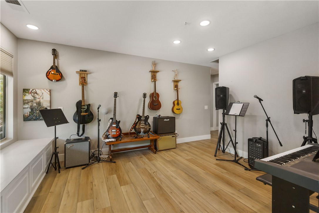 38064 De Luz Road