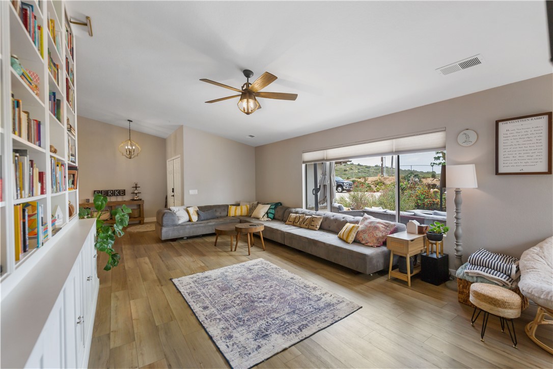 38064 De Luz Road