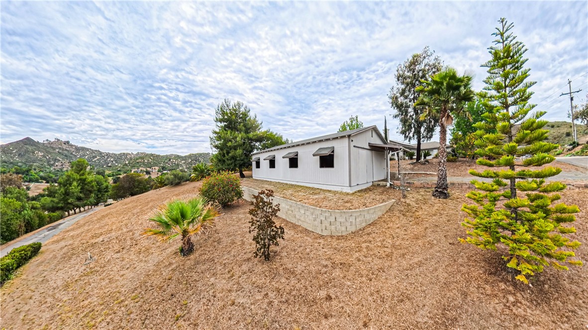 38064 De Luz Road