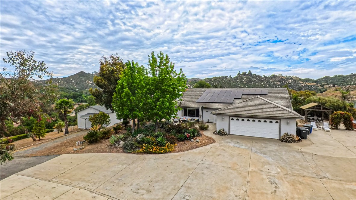 38064 De Luz Road
