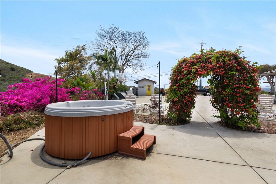38064 De Luz Road