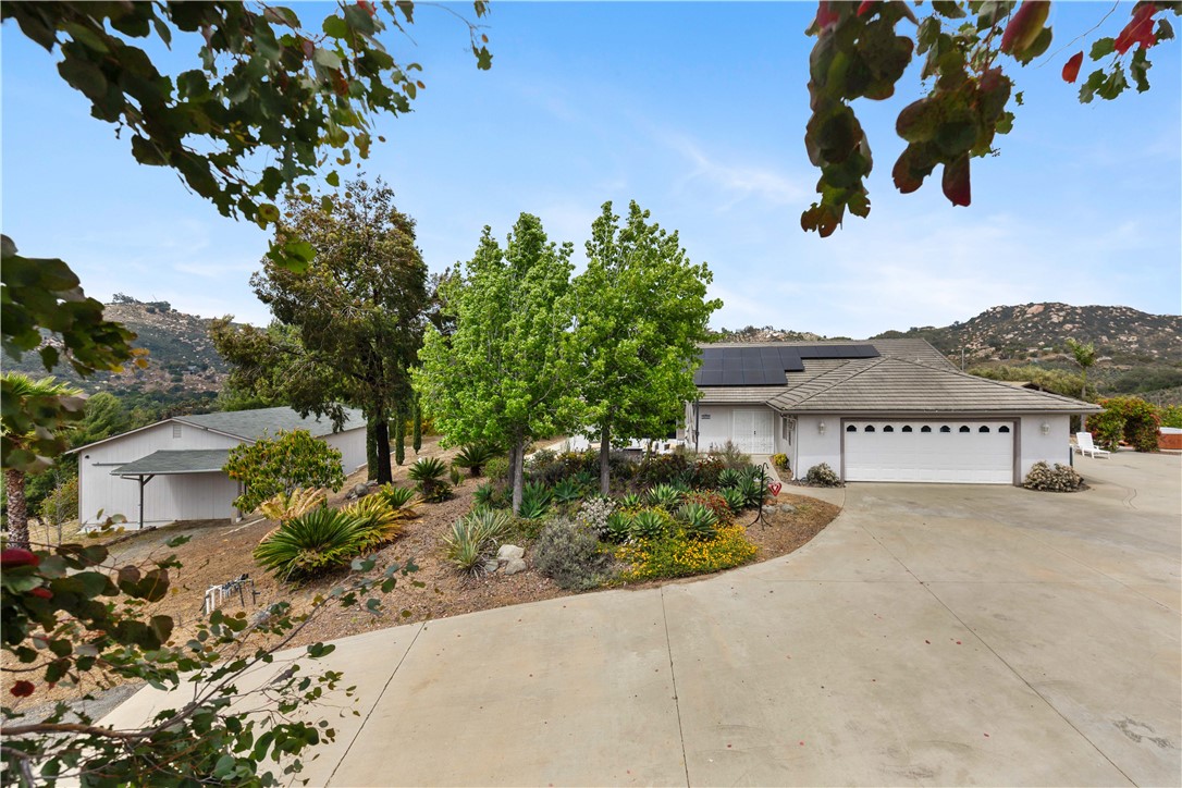 38064 De Luz Road