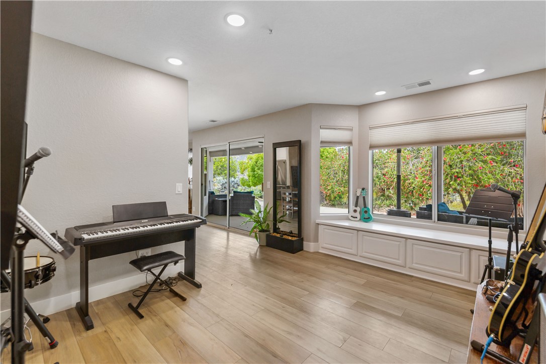 38064 De Luz Road