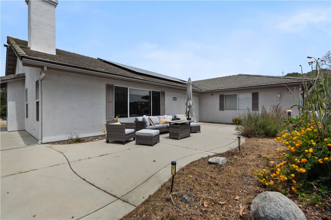 38064 De Luz Road