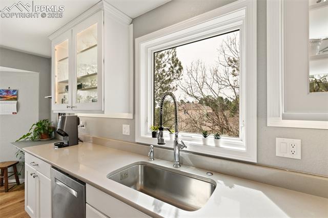 5805 Broadmoor Bluffs Drive