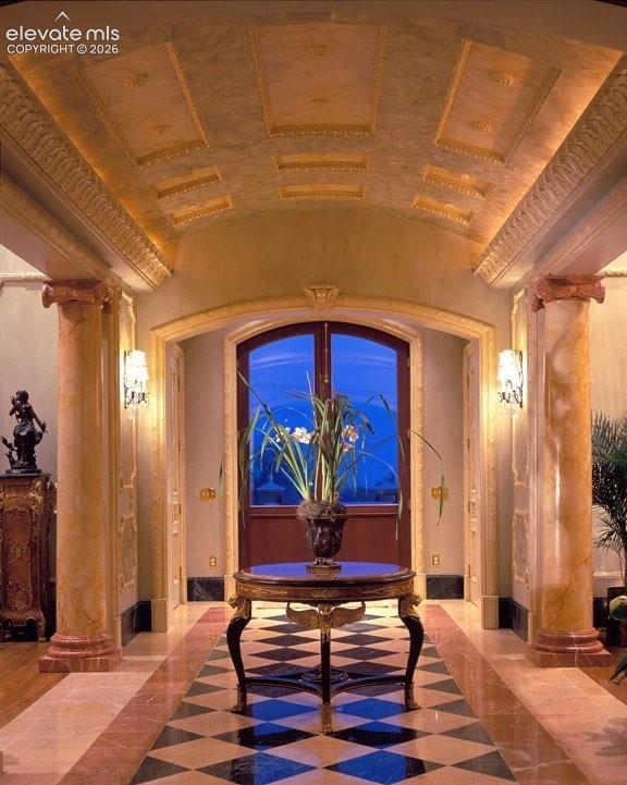 3590 Maison View