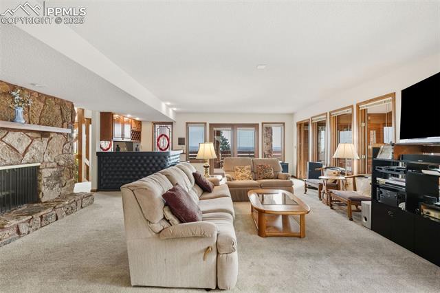 4 Pine Road