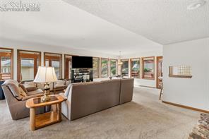 4 Pine Road