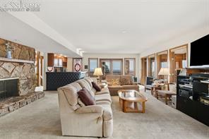 4 Pine Road