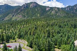 5070 Broadlake View
