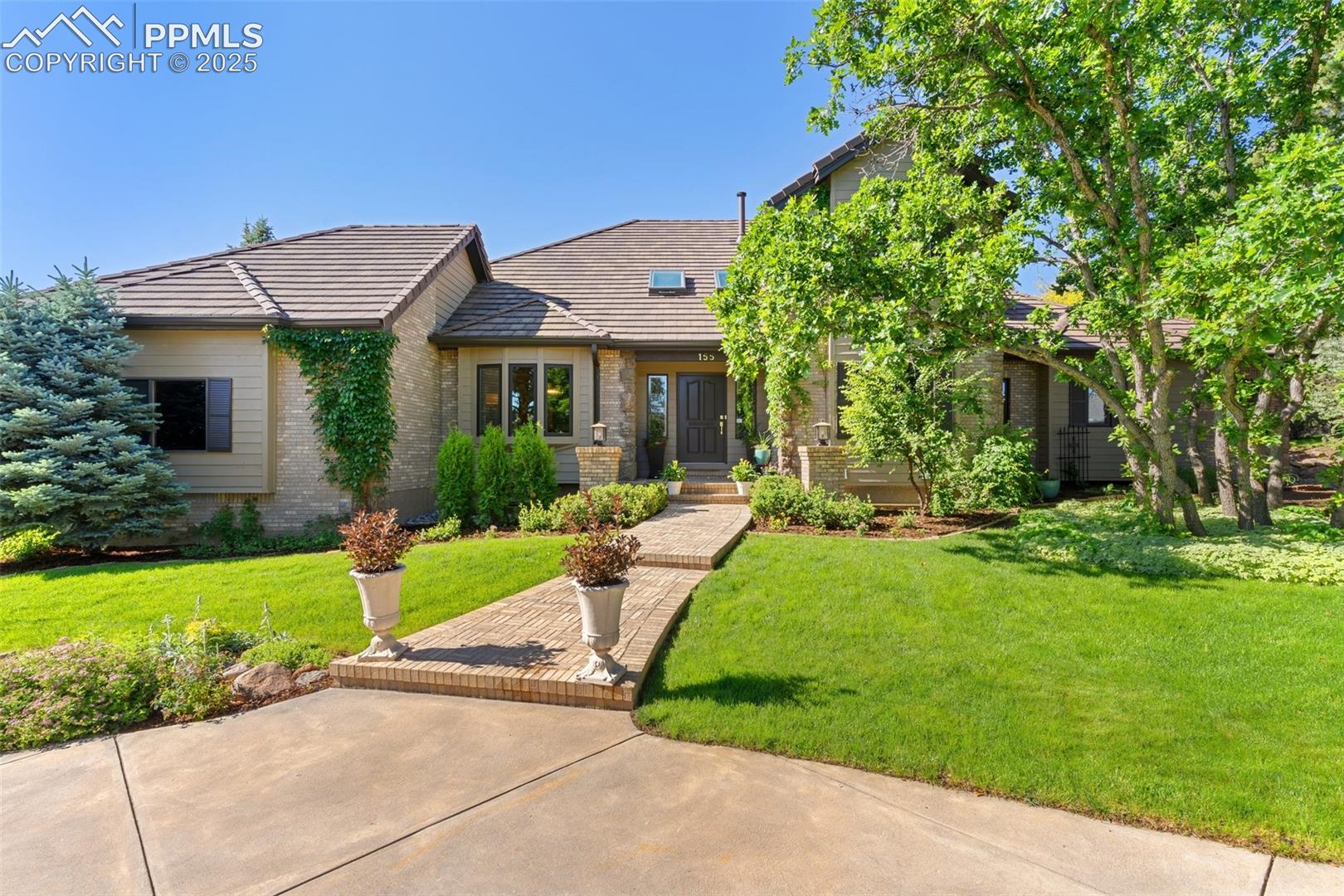 155 Grayson Court