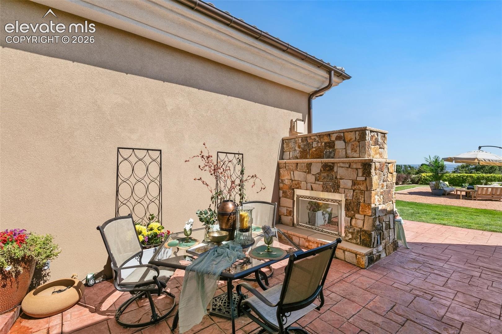 3870 S Club Drive