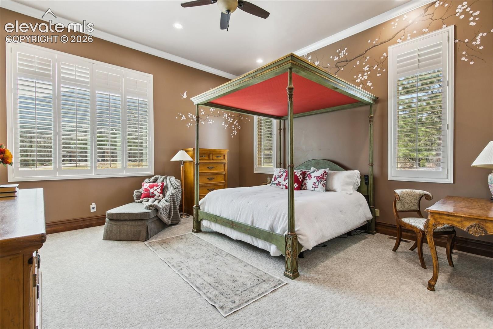 3870 S Club Drive