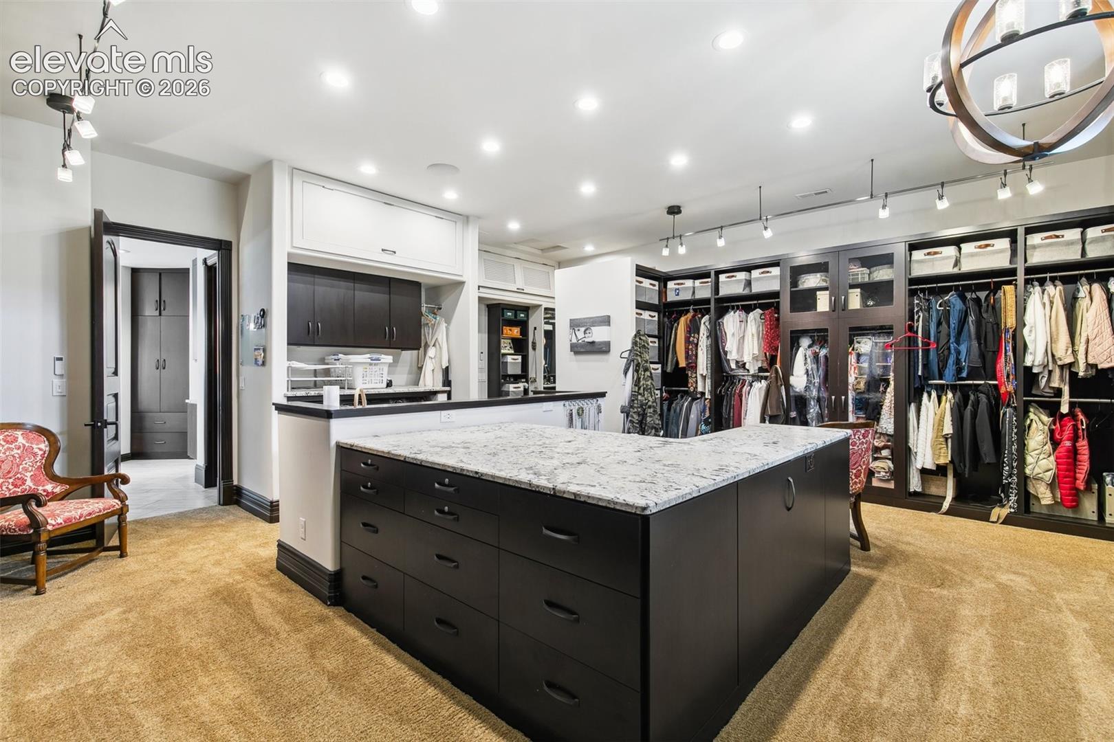 3870 S Club Drive