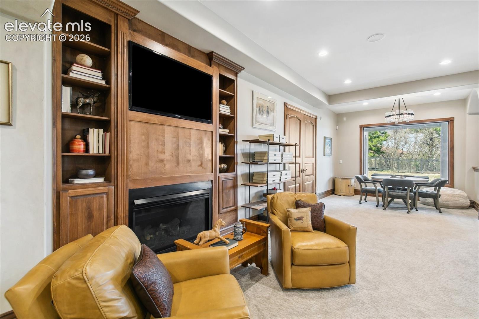 3870 S Club Drive