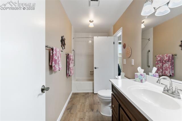 4534 Winewood Village Drive