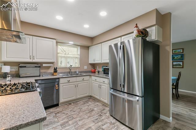 4534 Winewood Village Drive