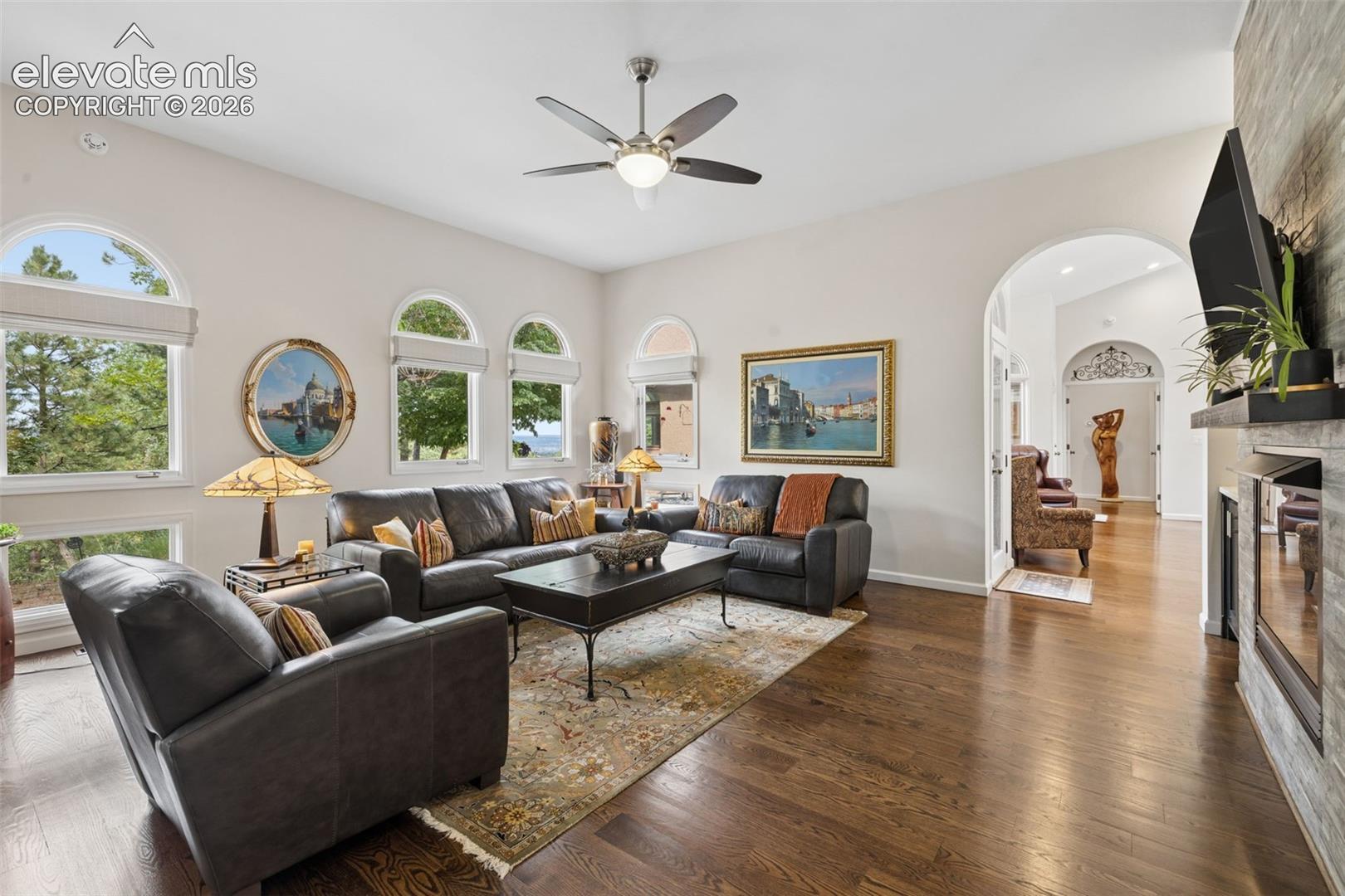 860 Appian Court