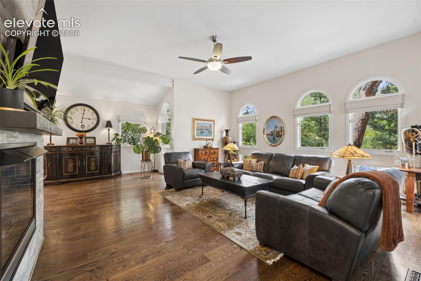 860 Appian Court