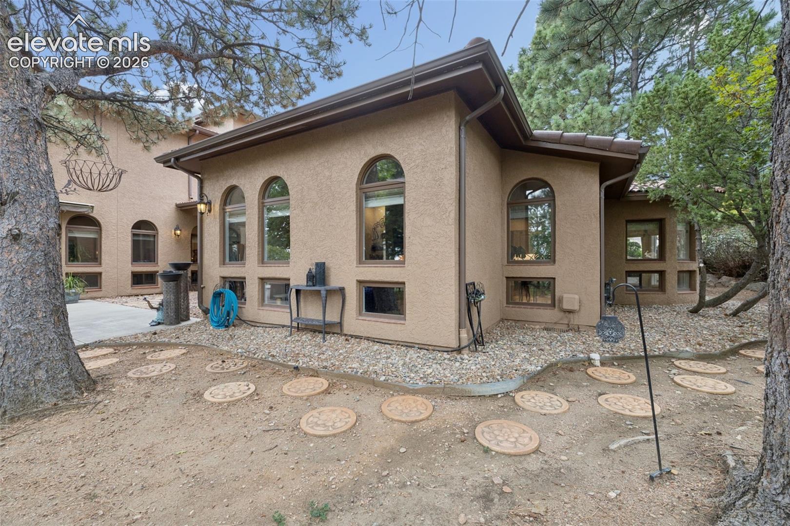 860 Appian Court