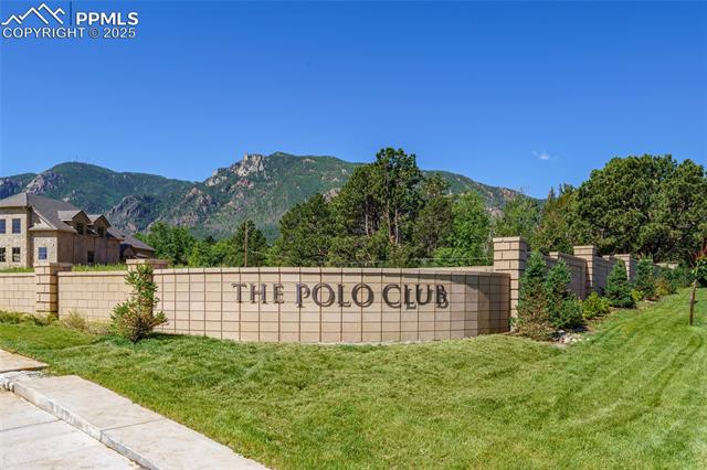 3520 Sebastian Heights