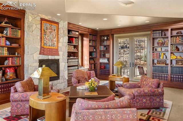 2854 Stratton Forest Heights