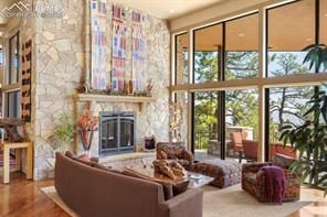 2854 Stratton Forest Heights