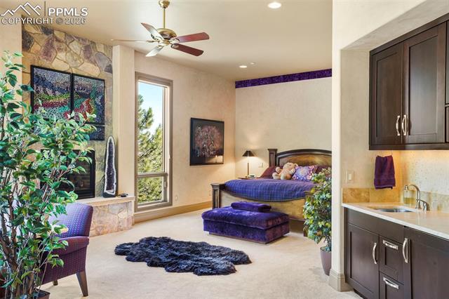 2854 Stratton Forest Heights