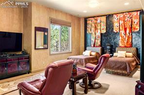 2854 Stratton Forest Heights