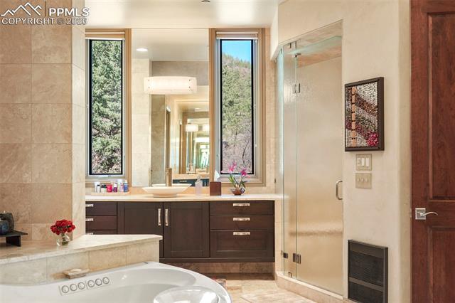 2854 Stratton Forest Heights