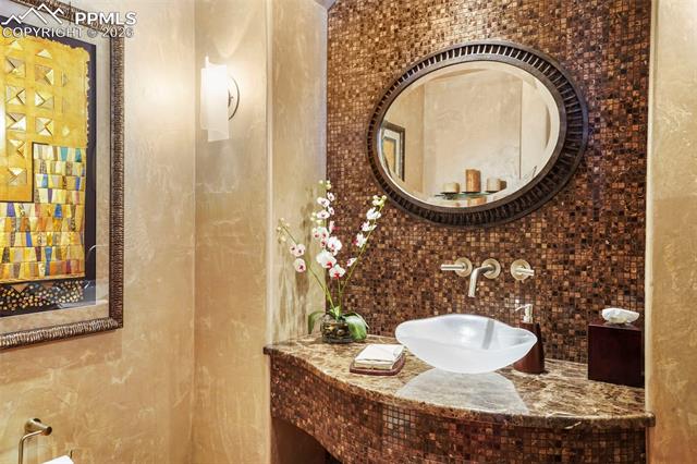 2854 Stratton Forest Heights