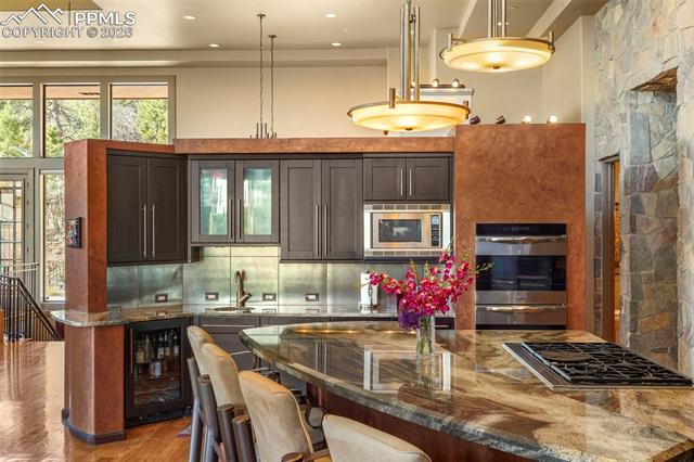 2854 Stratton Forest Heights