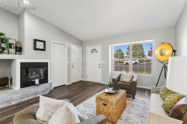 1334 E Parkway Drive