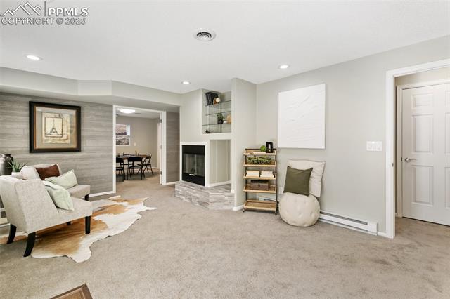 1334 E Parkway Drive