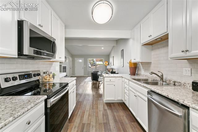 1334 E Parkway Drive