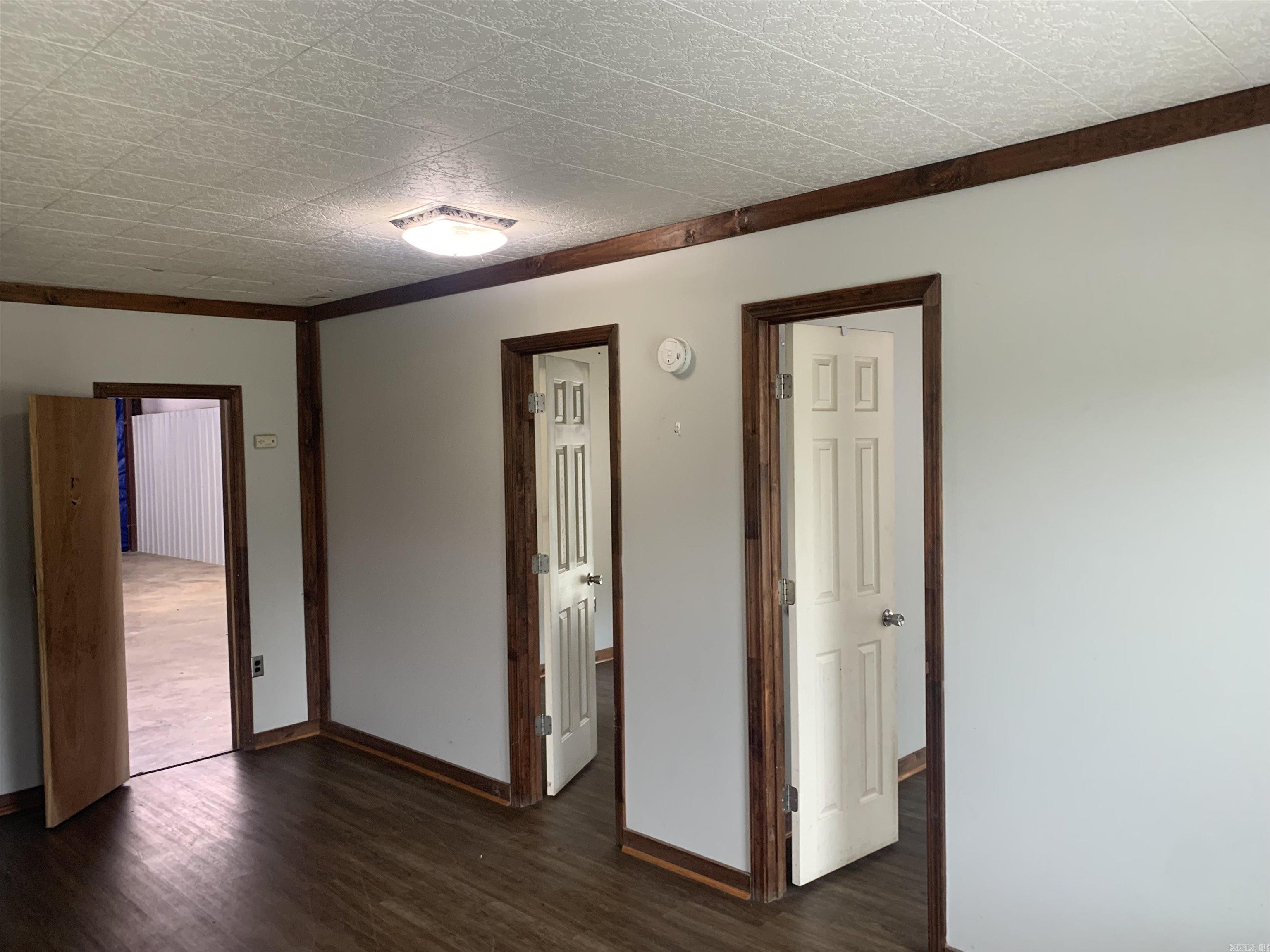 2096 N Hwy 16 Highway