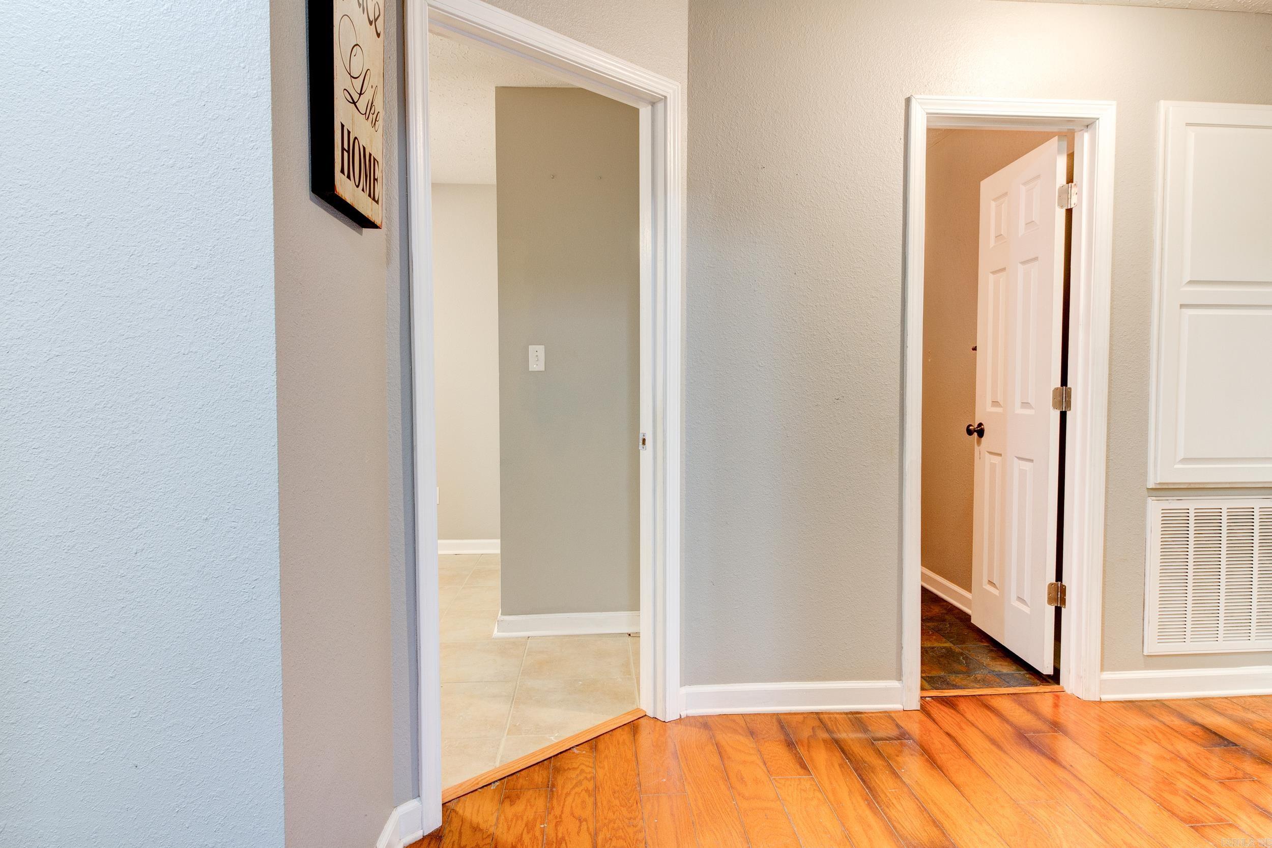 104 Meadowview Cir Circle