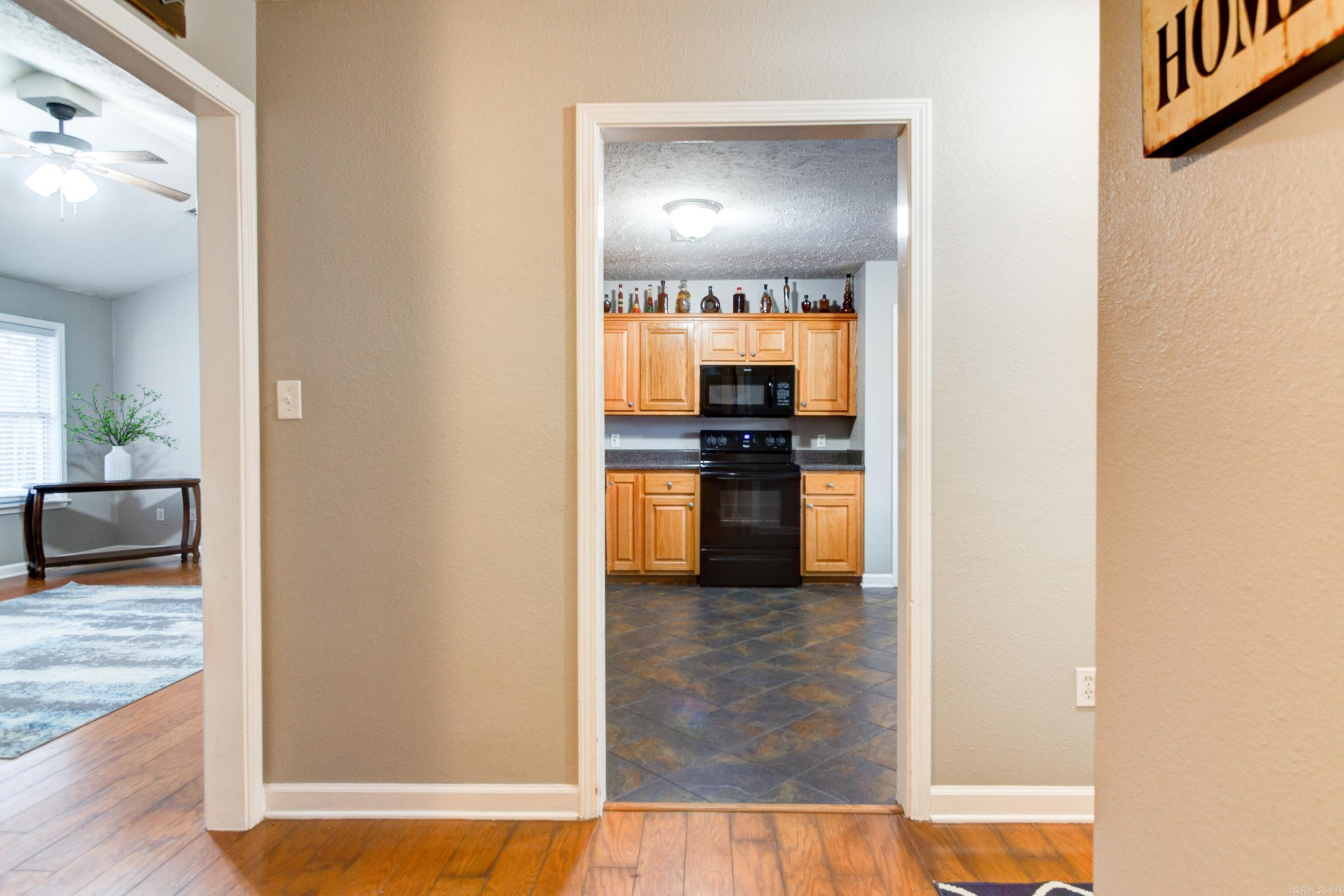 104 Meadowview Cir Circle