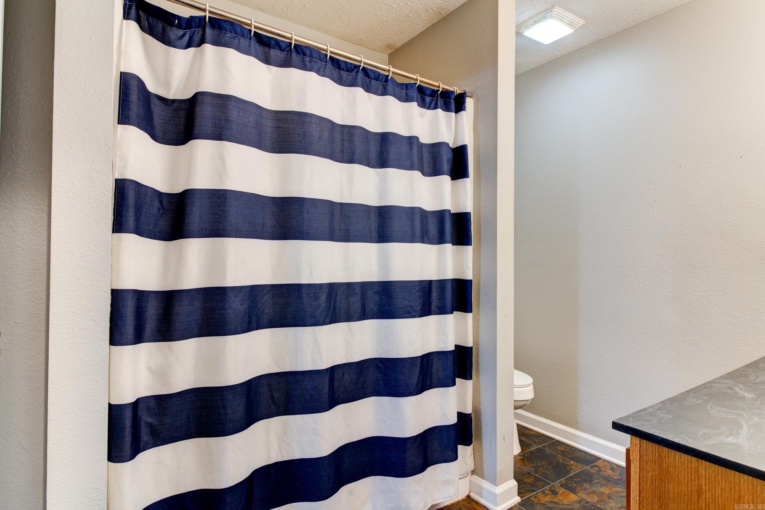 104 Meadowview Cir Circle