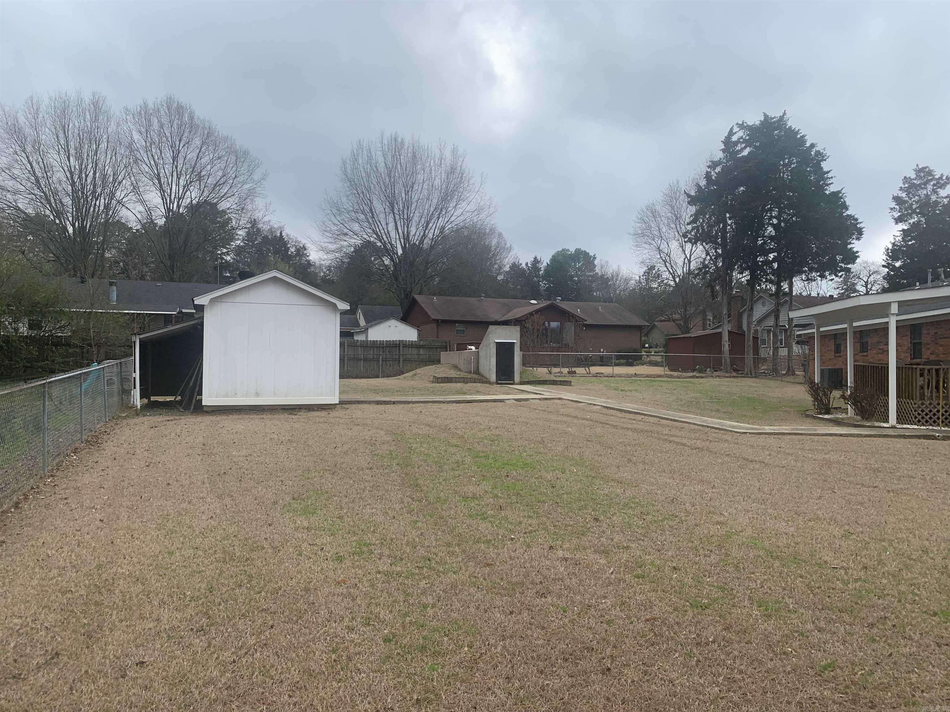 10 Pepper Tree Place