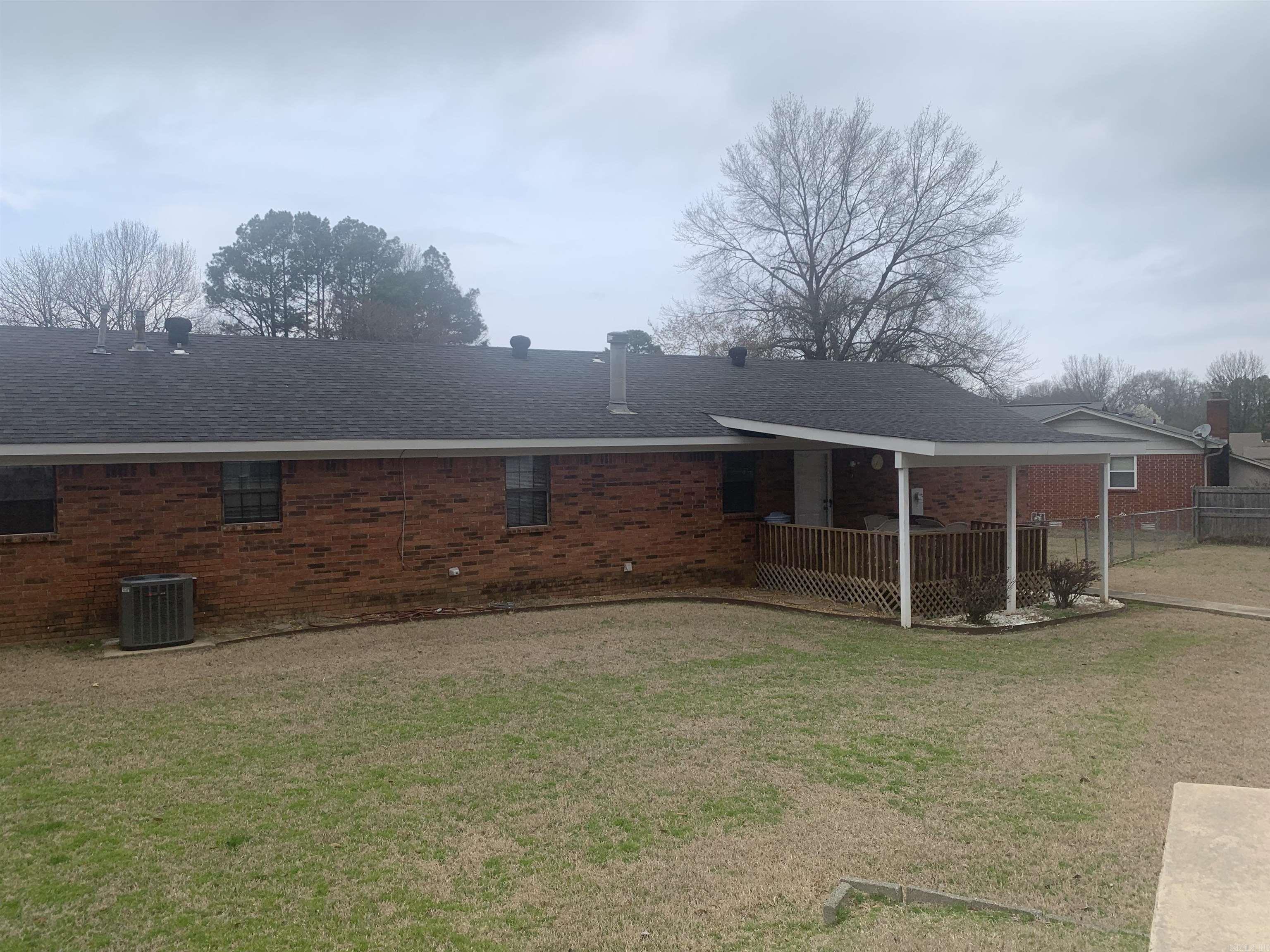 10 Pepper Tree Place